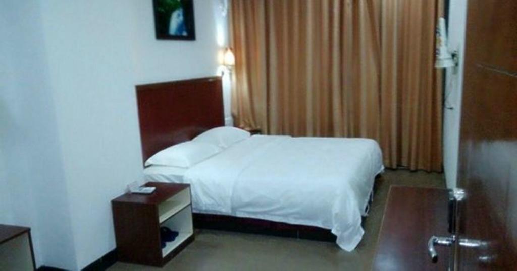 Aoqi Business Hotel Гуанджоу Екстериор снимка